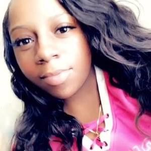 Meet your Posher, Ebony